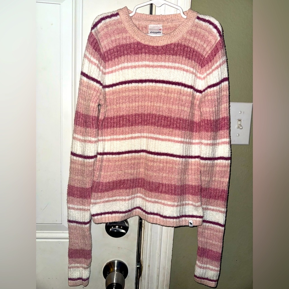 Abercrombie Kids Fuzzy Pink and Mauve Soft Crew Neck Sweater NWOT Size 11/12